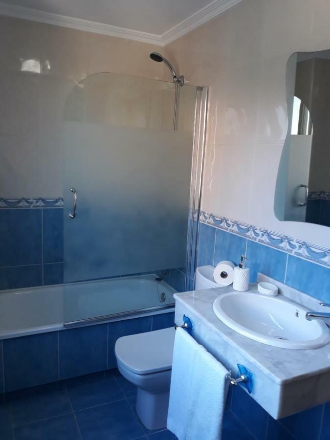 Piso De 3 Dormitorios En Noalla Noalla  Exterior foto